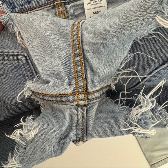 Levi's 550 High Waist Shorts Zip Fly Relaxed Fit Jeans Denim Blue Distressed 32 - Picture 11 of 13